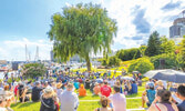 Летняя серия музыки in the Garden of Harbourfront Centre...